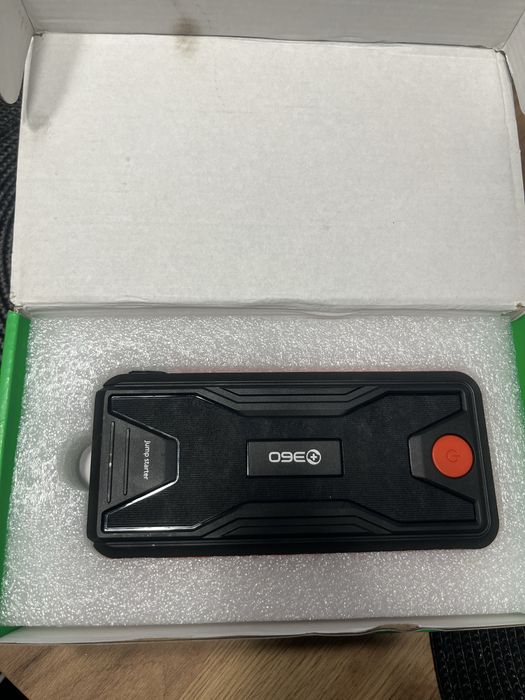 Urzadzenie rozruchowe JumpStarter