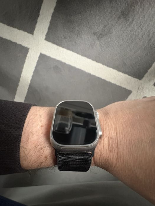 Apple Watch Ultra 1