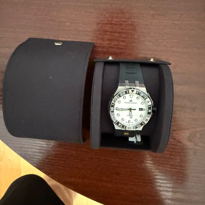Maurice Lacroix Aikon Venturer GMT Automatik