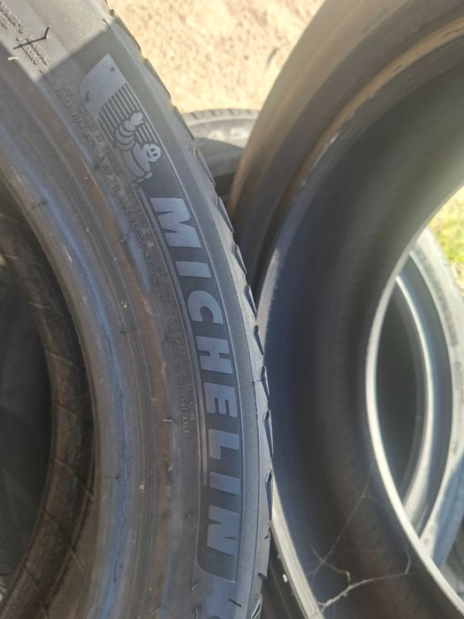 Шини Б/У 2шт 245/45 R19 102Y Michilin CrosClimate2.