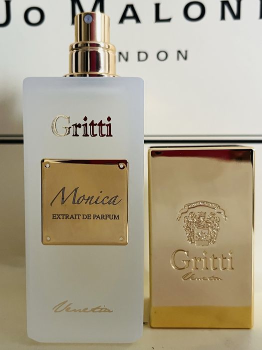 Gritti Adele, Hysterica, Monica, Mango Aoud распив