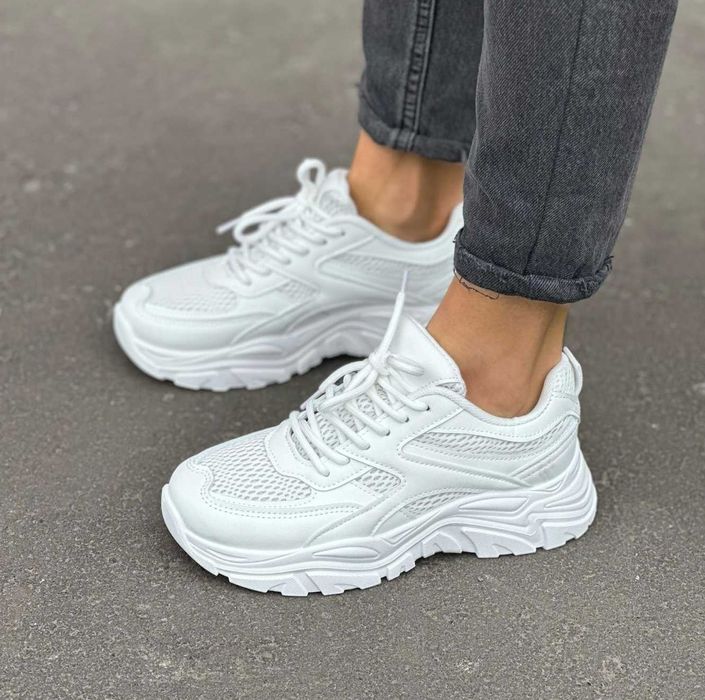 Женские белые кроссовки демисезонные замшевые сеточка