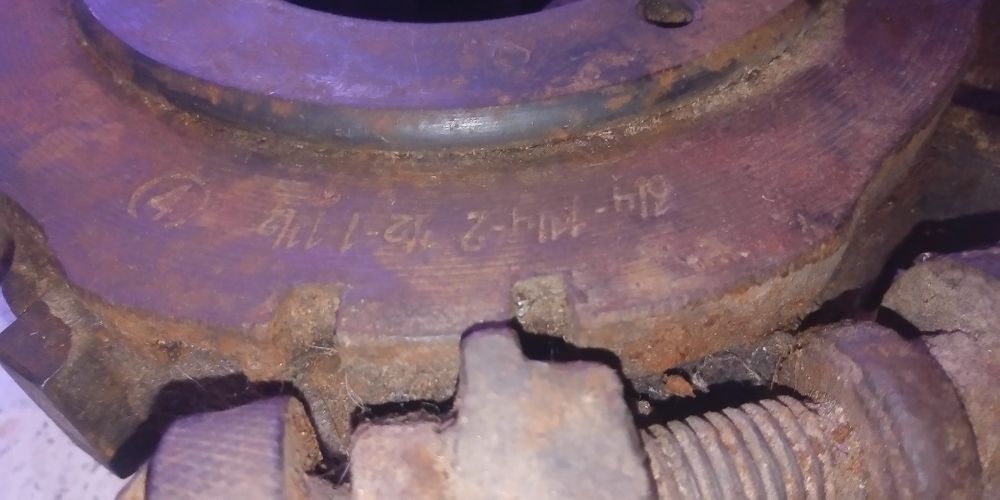 Клупп Для нарезки труб