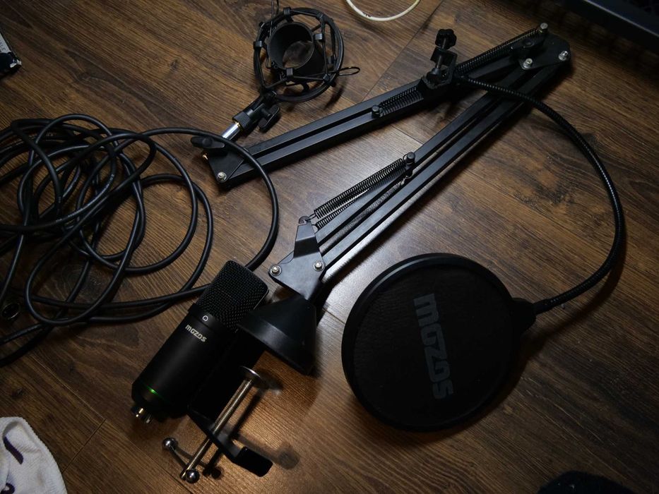 Zestaw Mikrofonowy (Mikrofon Pojemnościowy,Kabel,Kosz,Ramię,Imadełko,Popfiiltr)