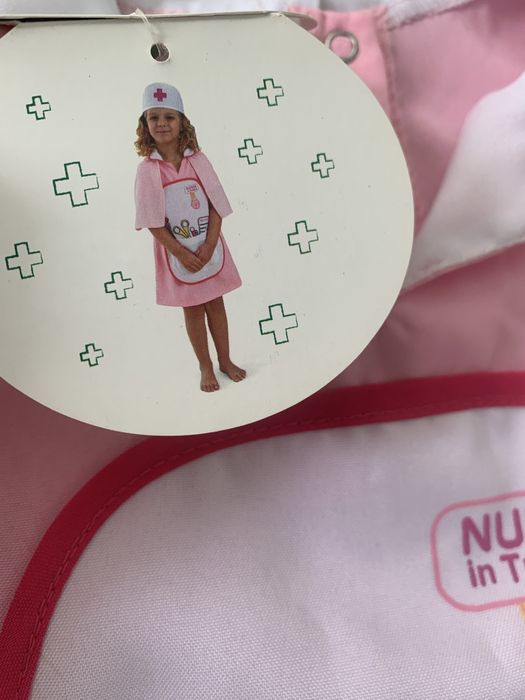 Костюми для дівчат