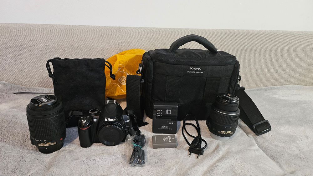 Aparat Nikon D3000 - zestaw startowy dla fotografa