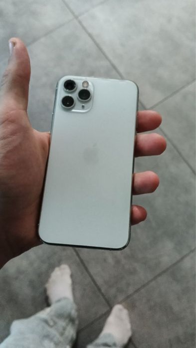 Iphone 11 pro, 72 акб, 256 гб