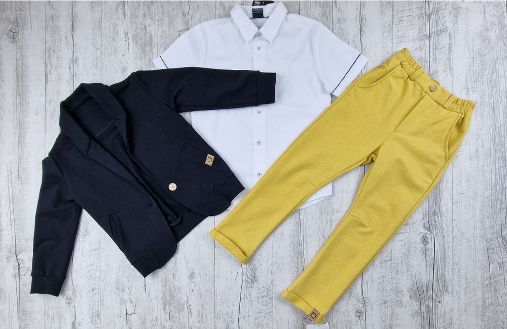 Garnitur chłopięcy bawełniany Marynarka i spodnie joggery  92/98