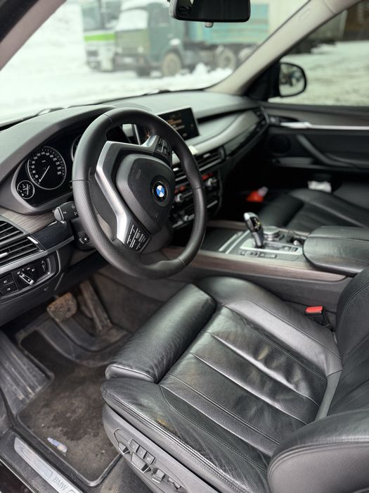 Продам чудовий автомобіль повністю обслужений