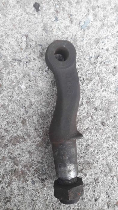 Продам рычаг поворотный