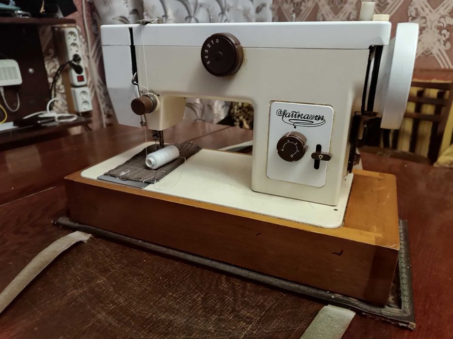 Швейна машинка "Чайка 134"