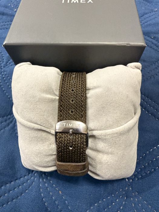 Годинник Timex Tx2u89600