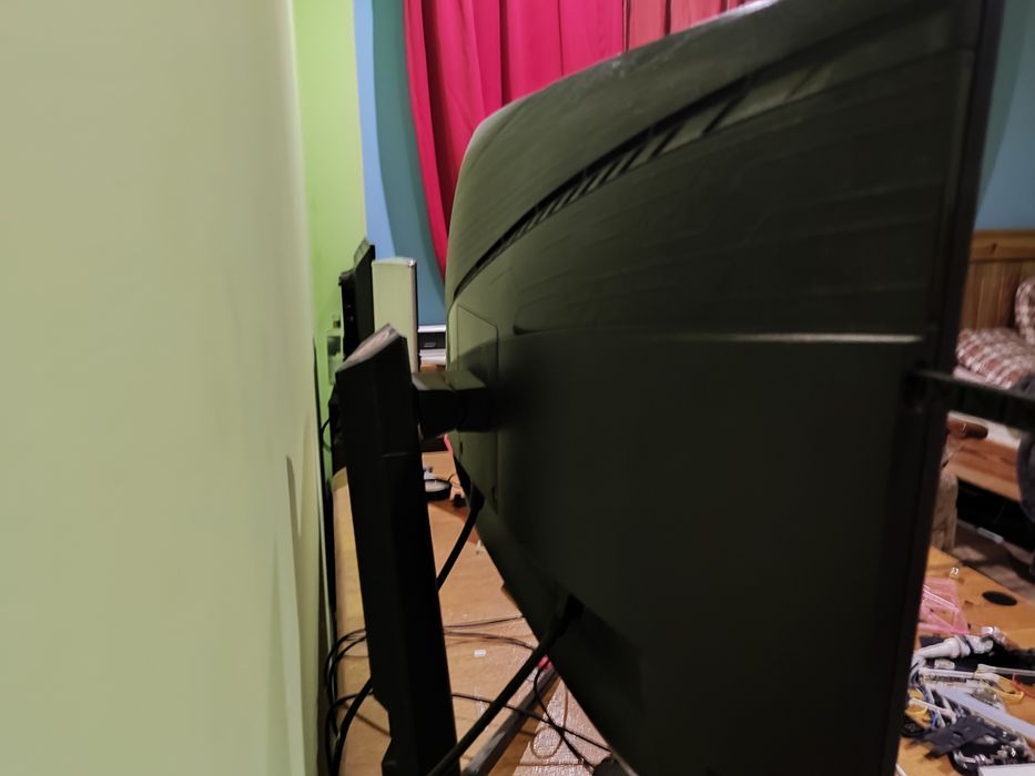 Монитор под Ёлку msi optix mag271cqr в отличном состоянии