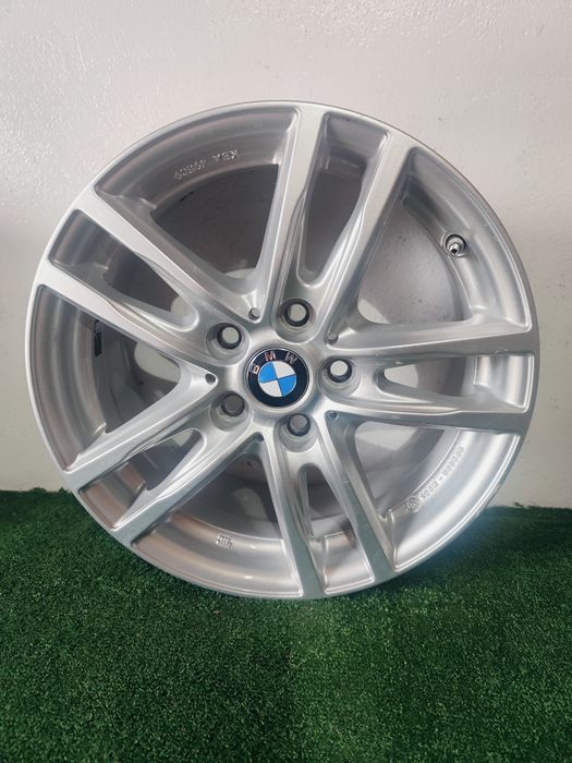 Felgi aluminiowe BMW 1-3-x1 5x112-et52-7J-16"- stan bdb TPMS