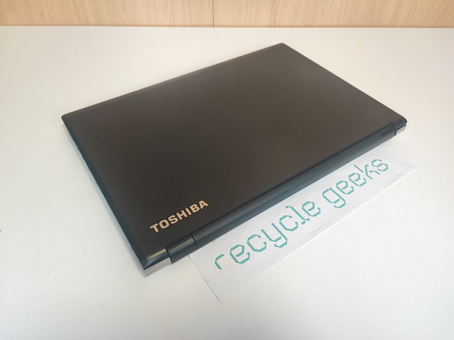 Toshiba SATELLITE PRO A50-C-205 Core i5-6200U 12GB RAM DDR3 240GB SSD