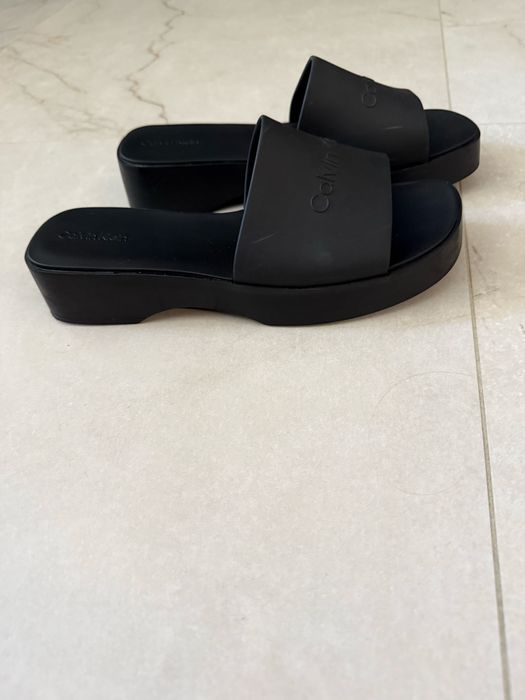 Шльопанці Calvin Klein