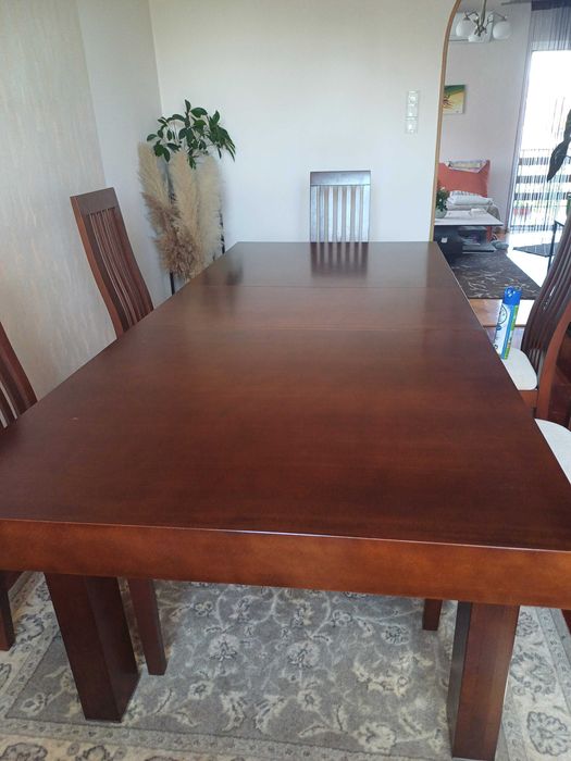 stół drewniany do salonu /jadalni