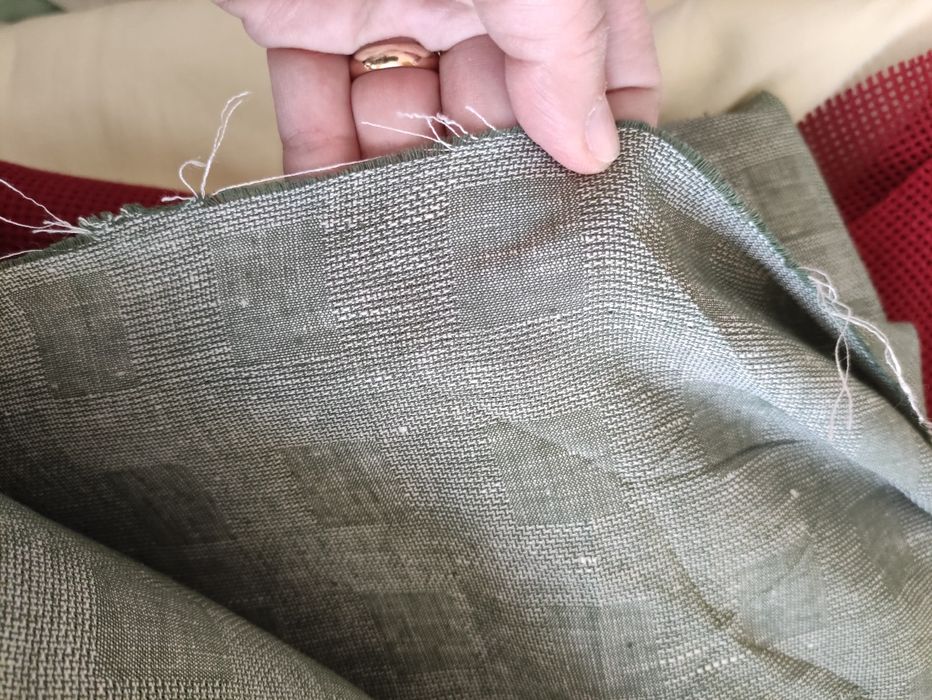 Len 100% tkanina lniana szaro-zielona wzór w kwadraty