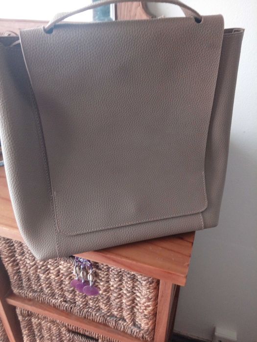 MO Backpack, Beige with Adjustable Straps