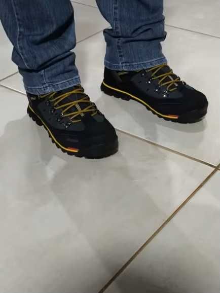 Buty trekkingowe wysokie