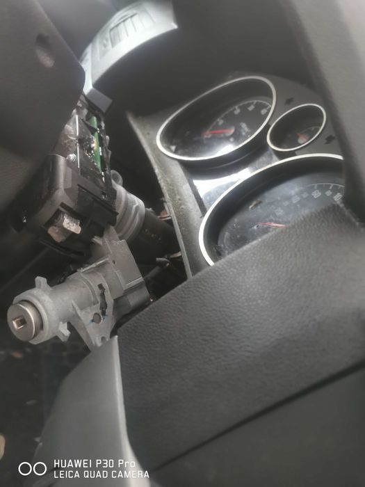 Opel astra h silnik 1.6 zgazem po próbie kradzieży uszkodzony.