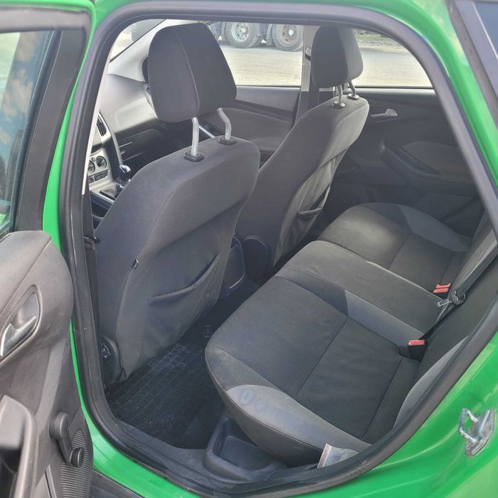 Ford Focus Kombi 04