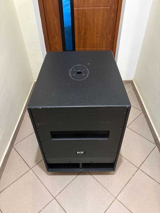 RCF SUB 718-AS subwoofer aktywny 18″ 700W