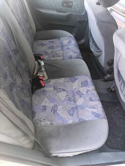 Renault Clio 1.9d 5 lugares