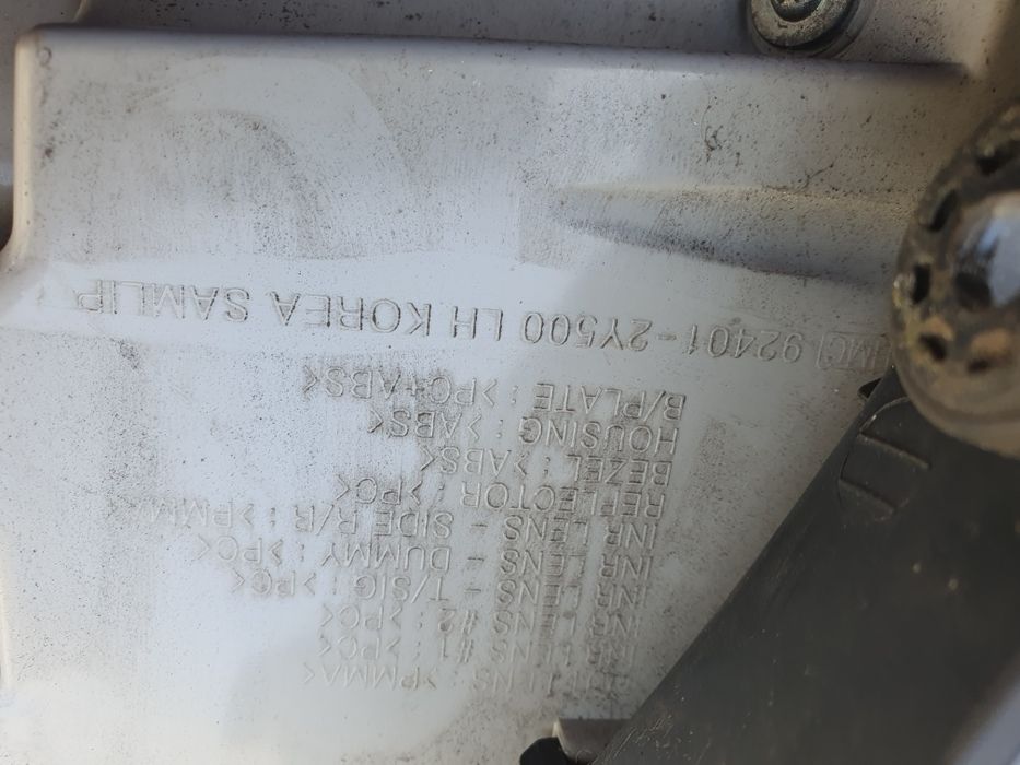 Lampa lewy tyl Hyunai IX35 lift 92401-2Y5