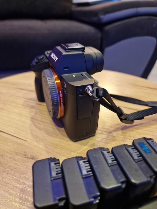 Sony A7 II, przebieg 11tys, 5 baterii + ładowarka