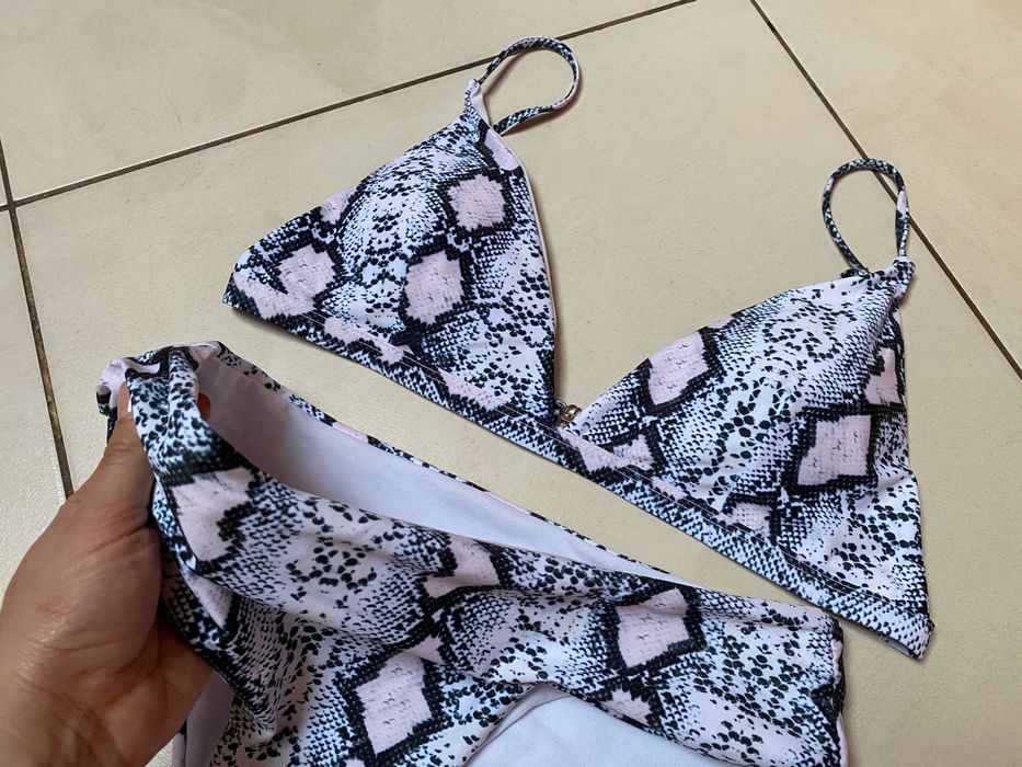 Bikini wezowe z wysokim stanem nowe m