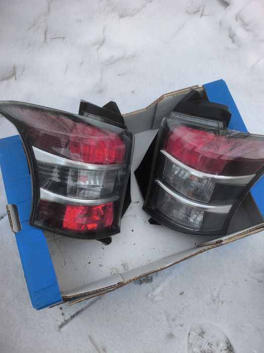 Lampy tył Toyota IQ