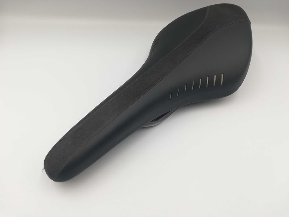 Siodełko FIZIK Arione K:ium