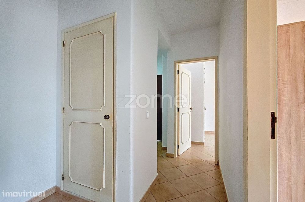 Apartamento T4 renovado, em Braciais, Patacão, Faro