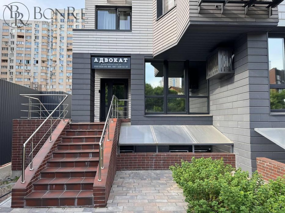 Оренда, Торгове, Фасад, Кустанайська, 67м2.