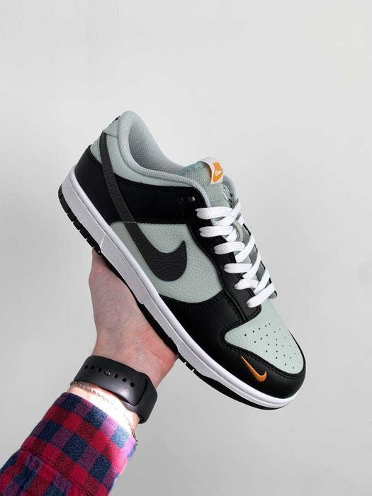 Кросівки Nike SB Dunk Low  Total Orange Mini Swoosh premium
