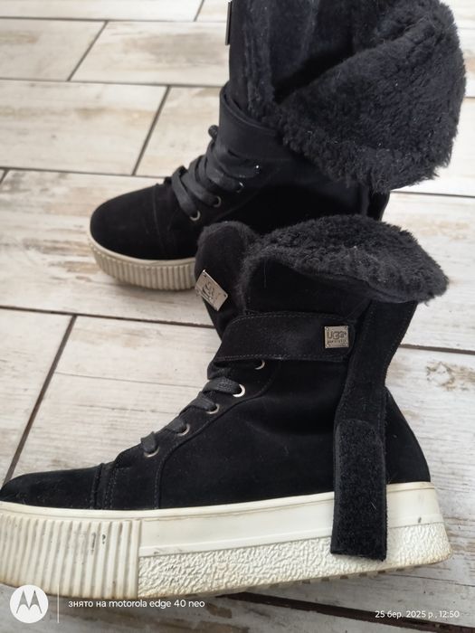 Зимові кеди, черевики UGG, б.у, 37р, устілка 23,5-24.