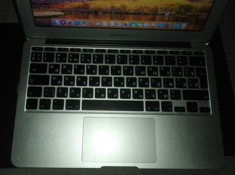 Ноутбук MacBook Air A1370 Mid 2011