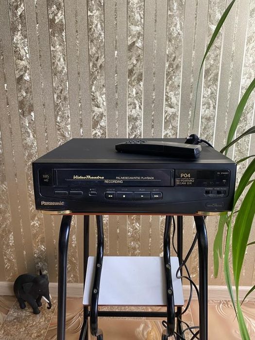 Panasonic відеомагнітофон