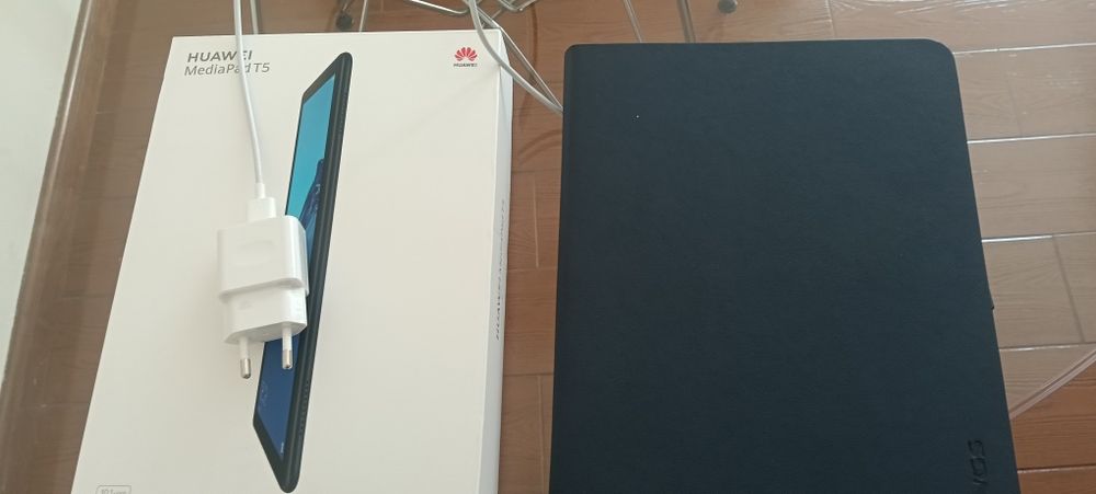 Tablet Huawei T5 preto - como novo