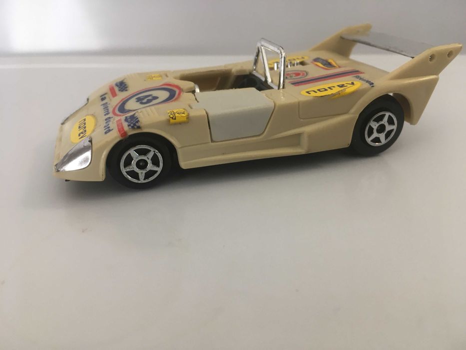 Lola T294 Norev Jet-Car / N 201 Serie D / como Novo / escala 1:43