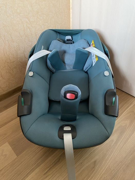 Автокрісло Maxi-Cosi Pebble 360 з народження до року