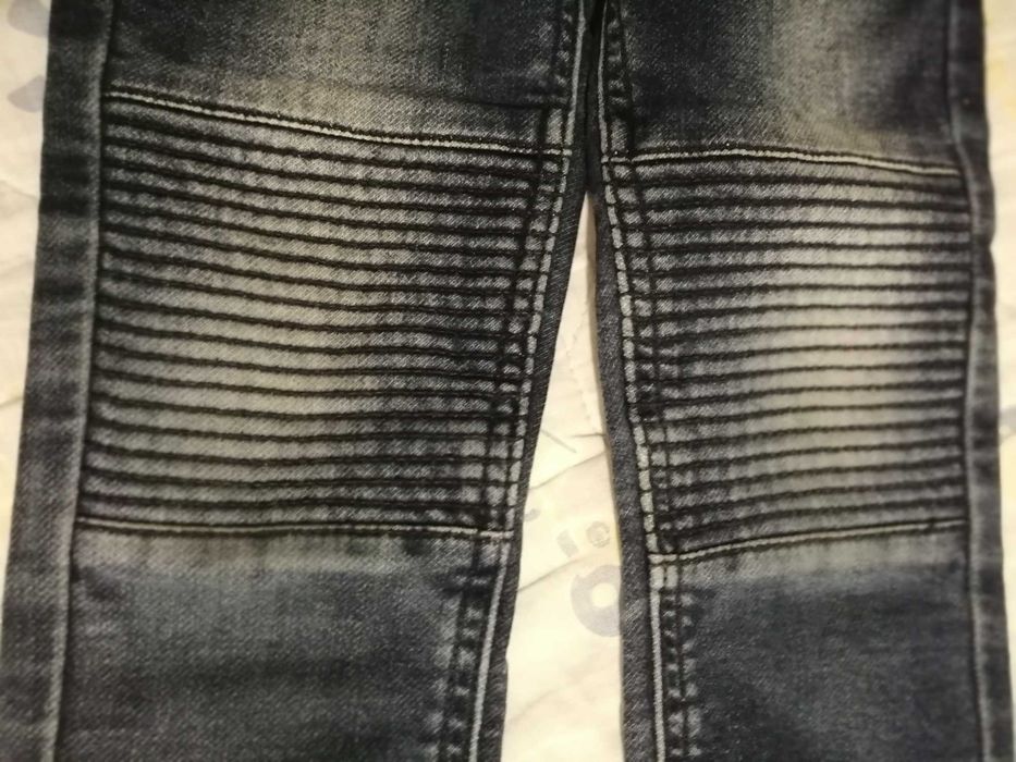 Spodnie jeansowe jogger