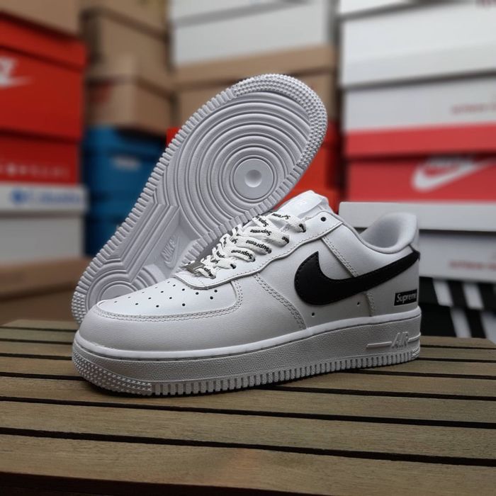 ТОП! Кросівки Supreme x Nike Air Force 1 Low White/Black білі з чорним 41 42 43 44 45