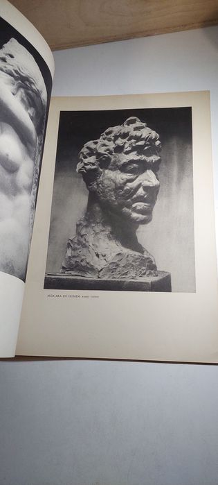 Raúl Xavier, Escultor Estatuário - Luís Chaves (1946)