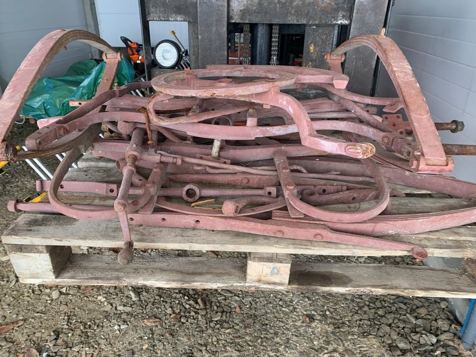 Bryczka zawieszenie kompletne z hamulcem, osiami uchwytami do lamp