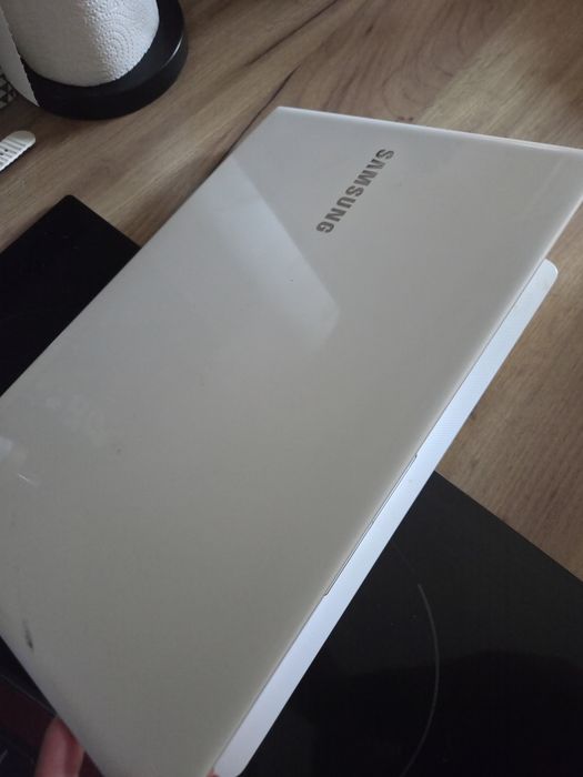2 laptopy samsung hp
