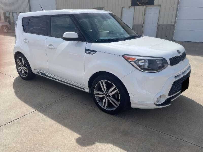 2016     Kia Soul +