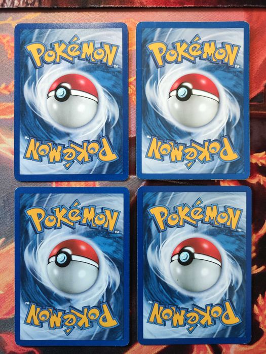 Mightyena e Poochyena Cartas Pokémon