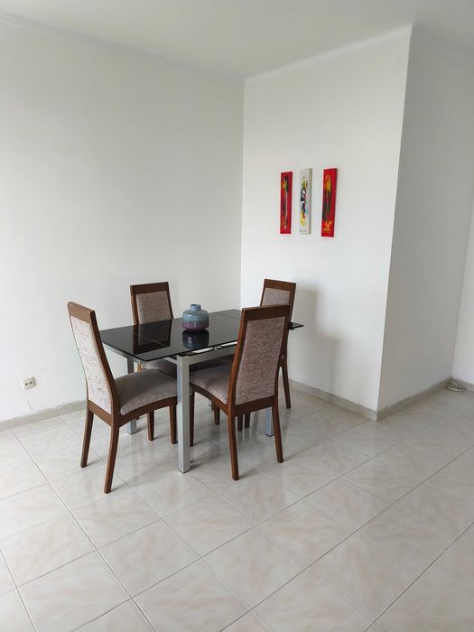 Apartamento T2 nas Gambelas para alugar